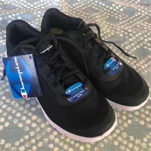 🆕 NWT champion sneakers